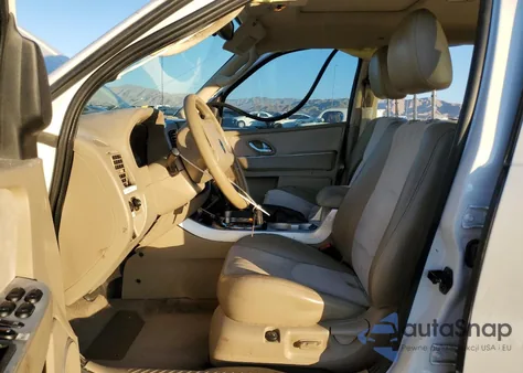 2005 Mercury Mariner из США, поврежденный, VIN 4M2CU56175DJ16949